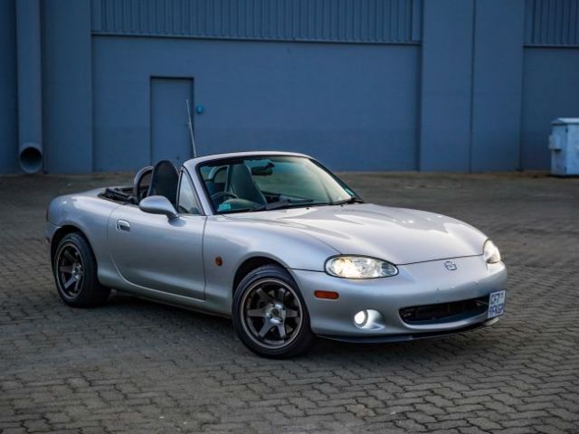 2004 - Mazda MX5 NB2 (Chad  Luckhoff)